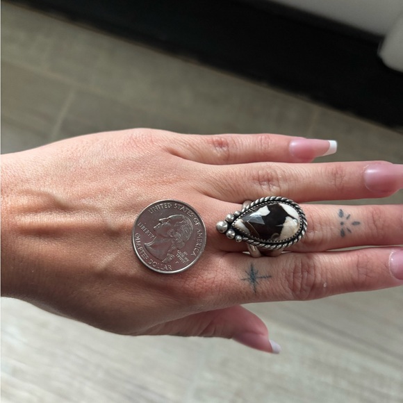 Madagascar Petrified Wood Ring - Picture 5 of 5